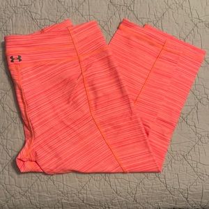 NEW UA StudioLux Denim 20” Capri- Medium.